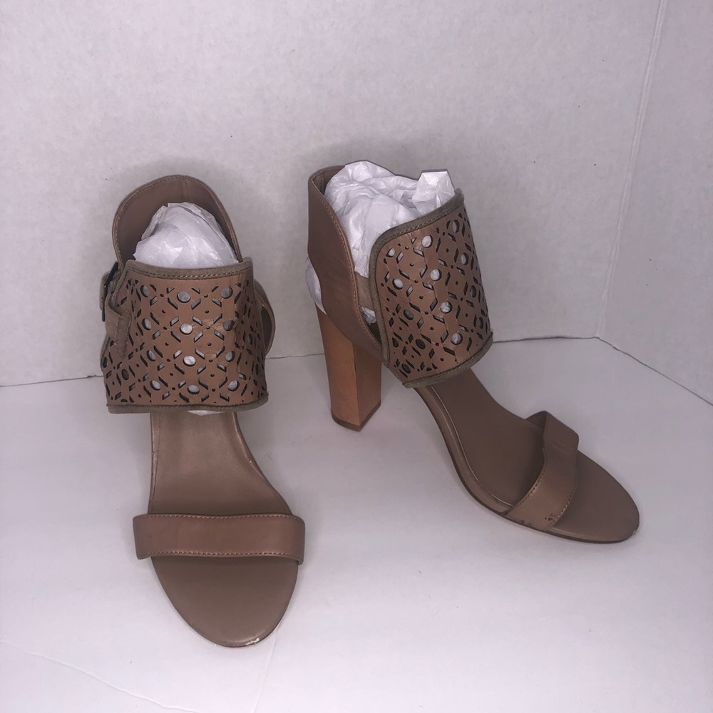 Taupe Charles David sandals sz 8.5